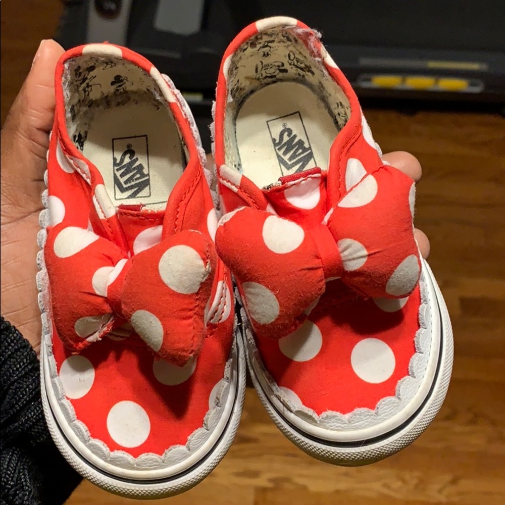 Minnie Mouse vans